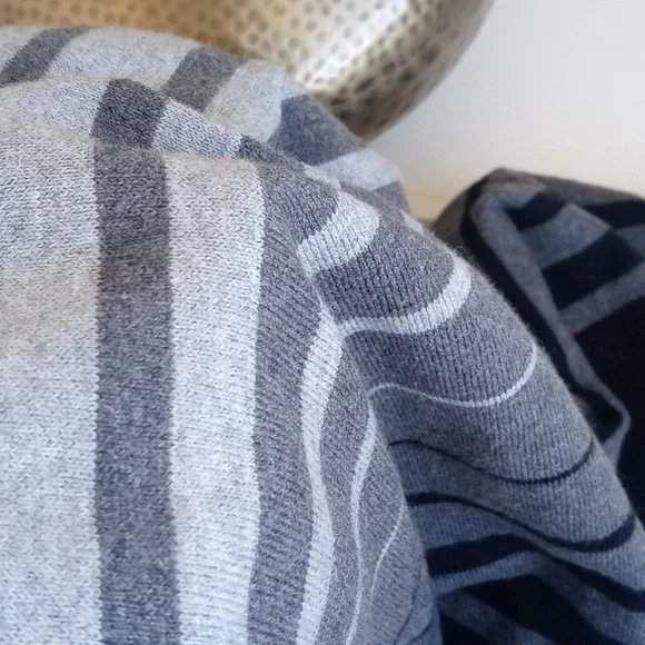 Talbots Wool Blend Black, Grey & Winter White Striped Poncho/ Sweater Poncho S/M - Picture 7 of 12